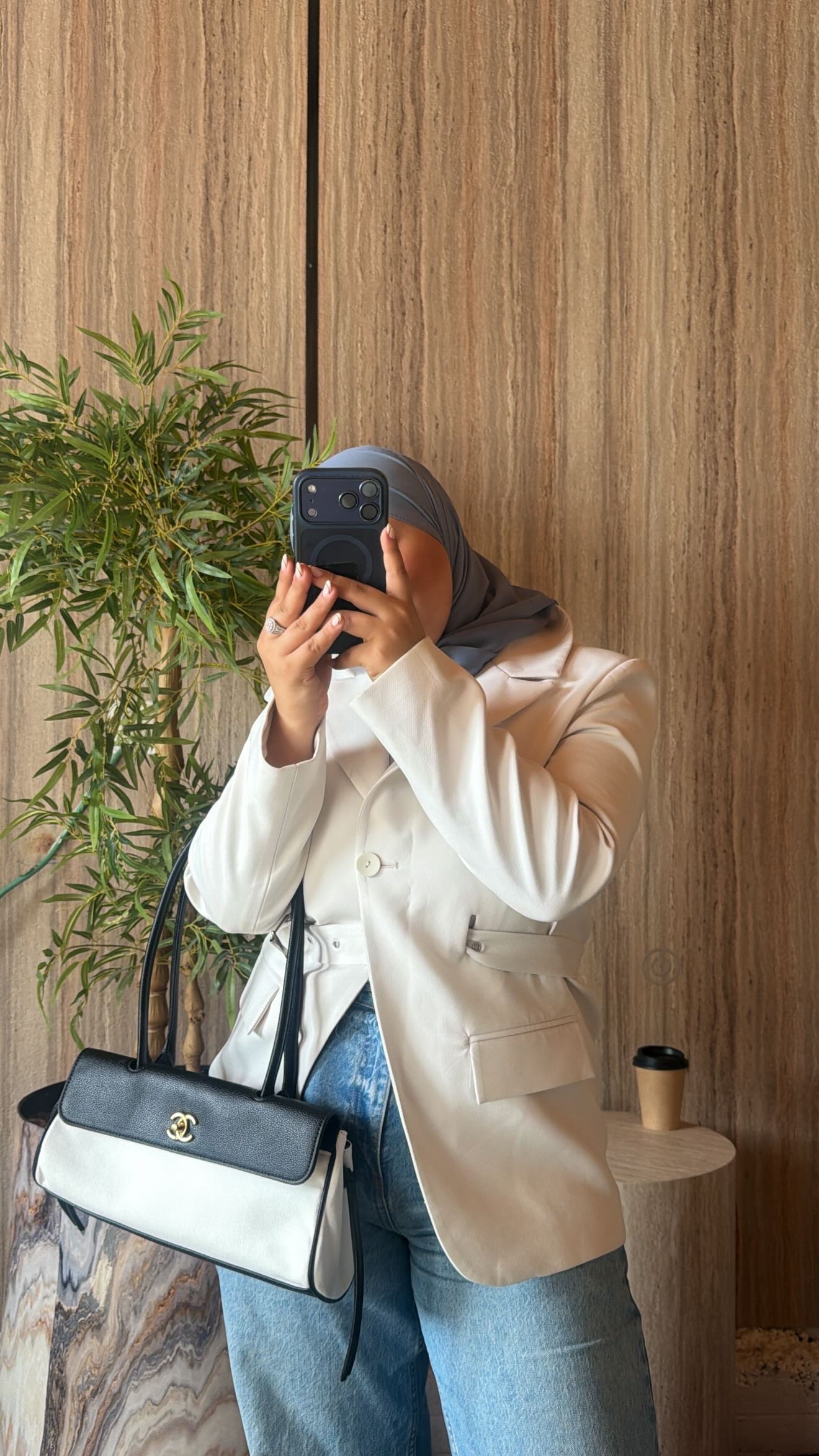 chanel _يد طويله 2